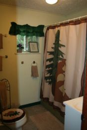 Full bathroom